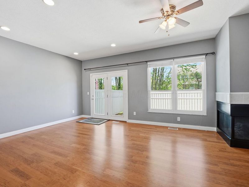 2575 Rustling Oak Boulevard , Hilliard, OH 43026 Photo 16