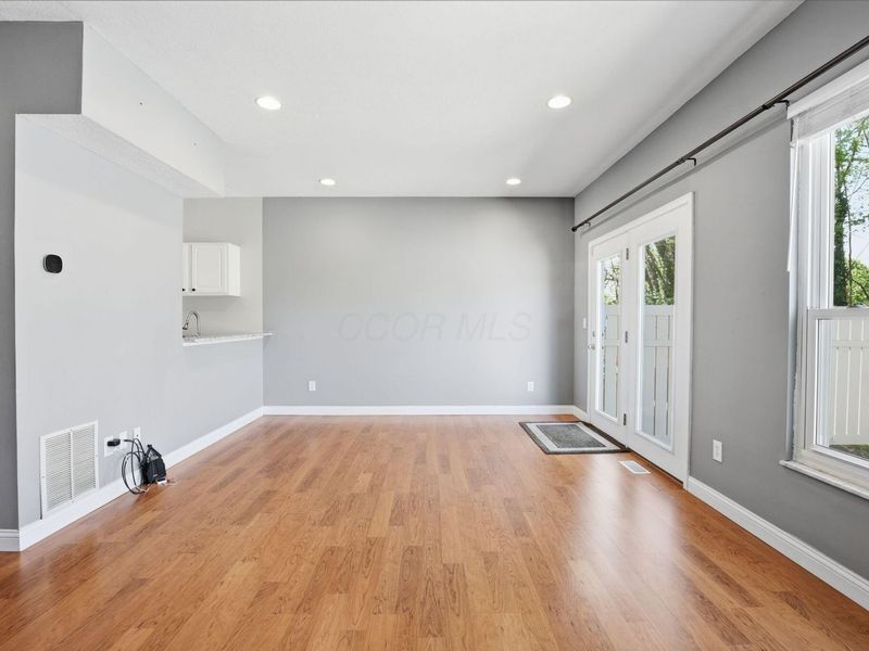 2575 Rustling Oak Boulevard , Hilliard, OH 43026 Photo 18