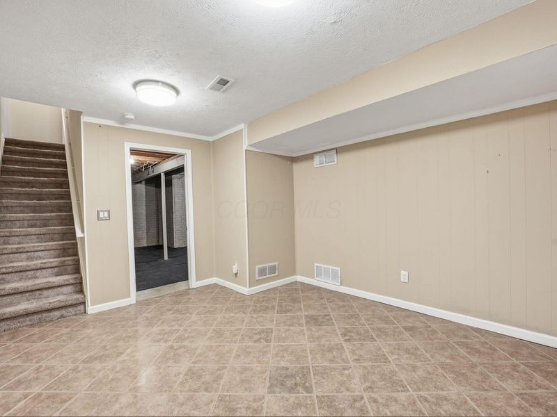 2575 Rustling Oak Boulevard , Hilliard, OH 43026 Photo 34