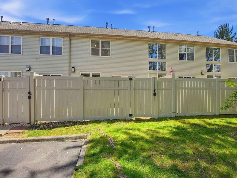 2575 Rustling Oak Boulevard , Hilliard, OH 43026 Photo 41