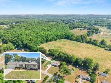 4249 Melinda Lane , Gainesville, GA 30507