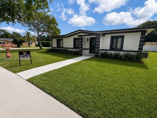 13885 NW 5th Ave , North Miami, FL 33168