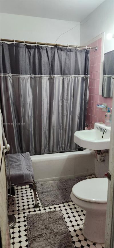 890 E 52nd St , Hialeah, FL 33013 Photo