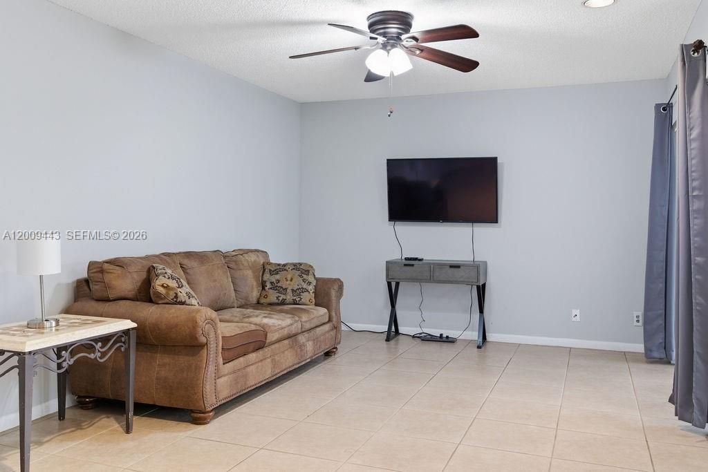 6125 Elsinore Cir , Greenacres, FL 33463 Photo