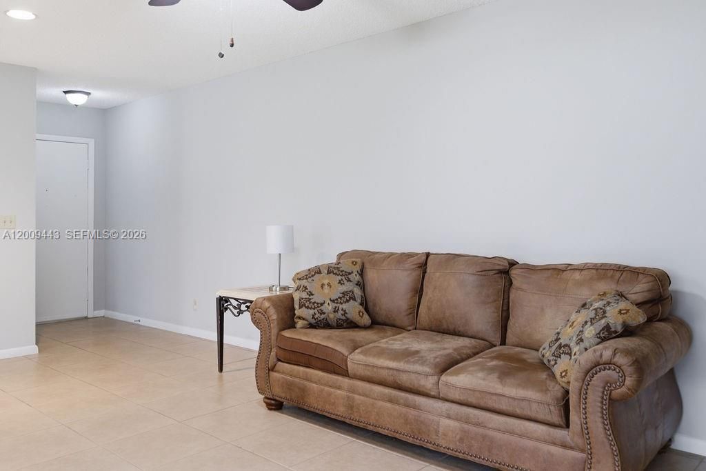 6125 Elsinore Cir , Greenacres, FL 33463 Photo