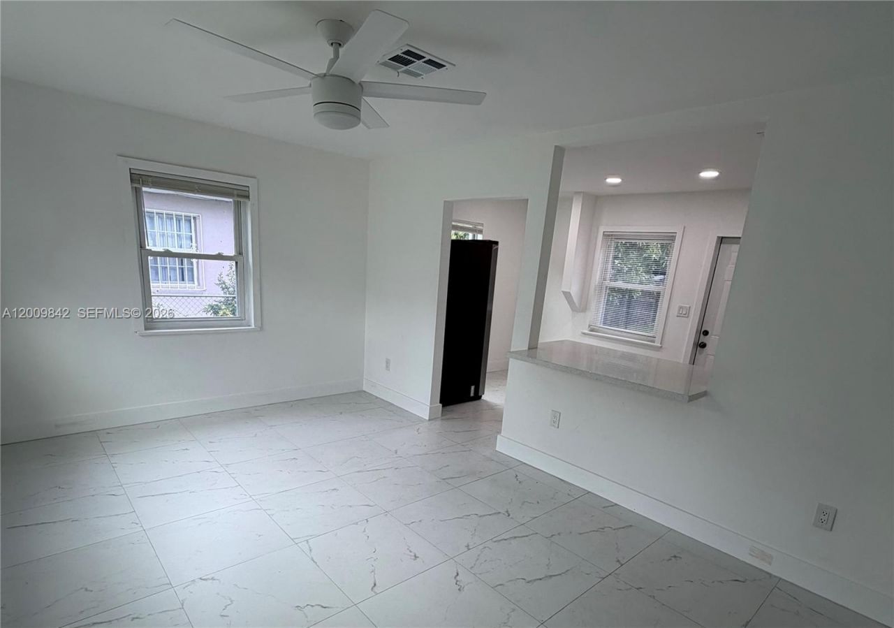 1005 NW 123rd St , North Miami, FL 33168 Photo