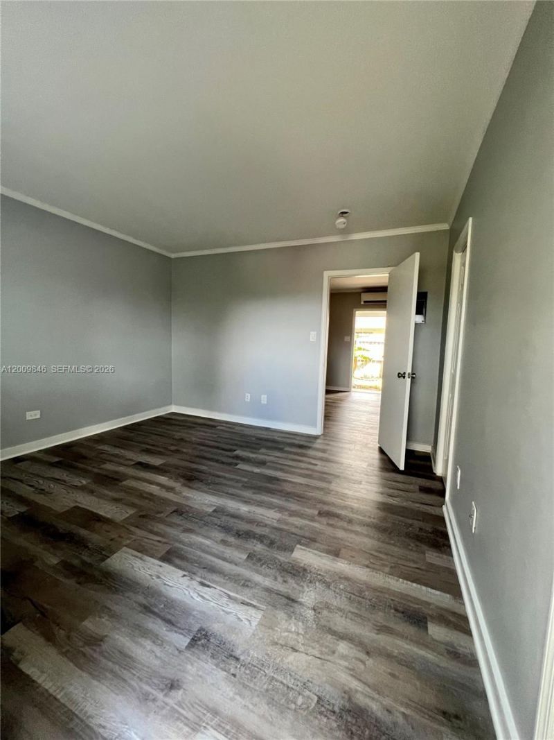 590 NW 40th Ct , Unit 3, Oakland Park, FL 33309 Photo