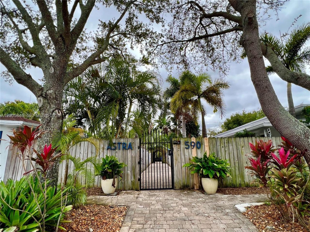 590 NW 40th Ct , Unit 3, Oakland Park, FL 33309 Photo