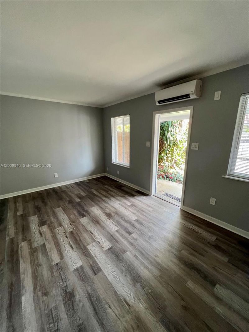590 NW 40th Ct , Unit 3, Oakland Park, FL 33309 Photo