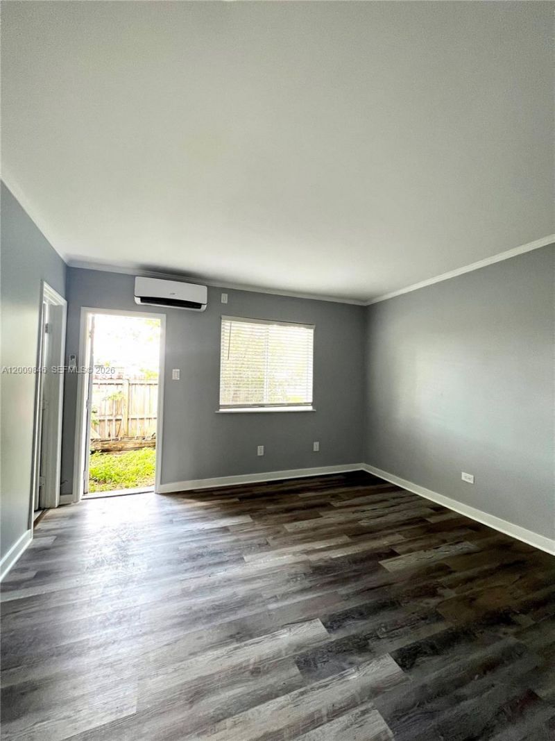 590 NW 40th Ct , Unit 3, Oakland Park, FL 33309 Photo