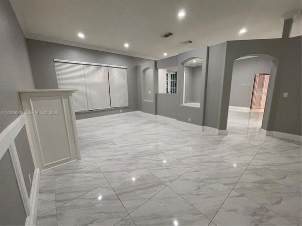 5263 SW 34th Way, Hollywood, FL 33312