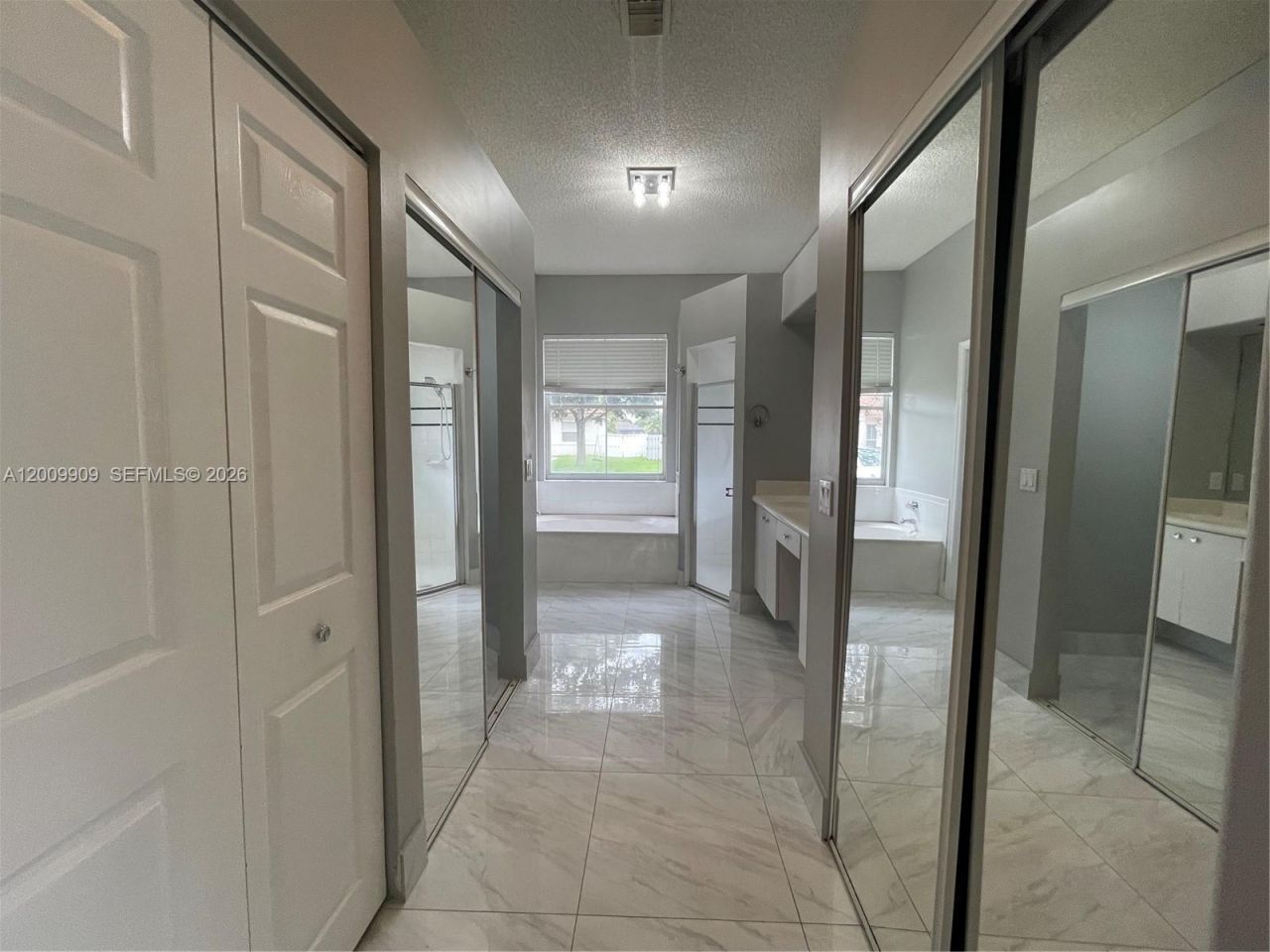 5263 SW 34th Way, Hollywood, FL 33312 Photo