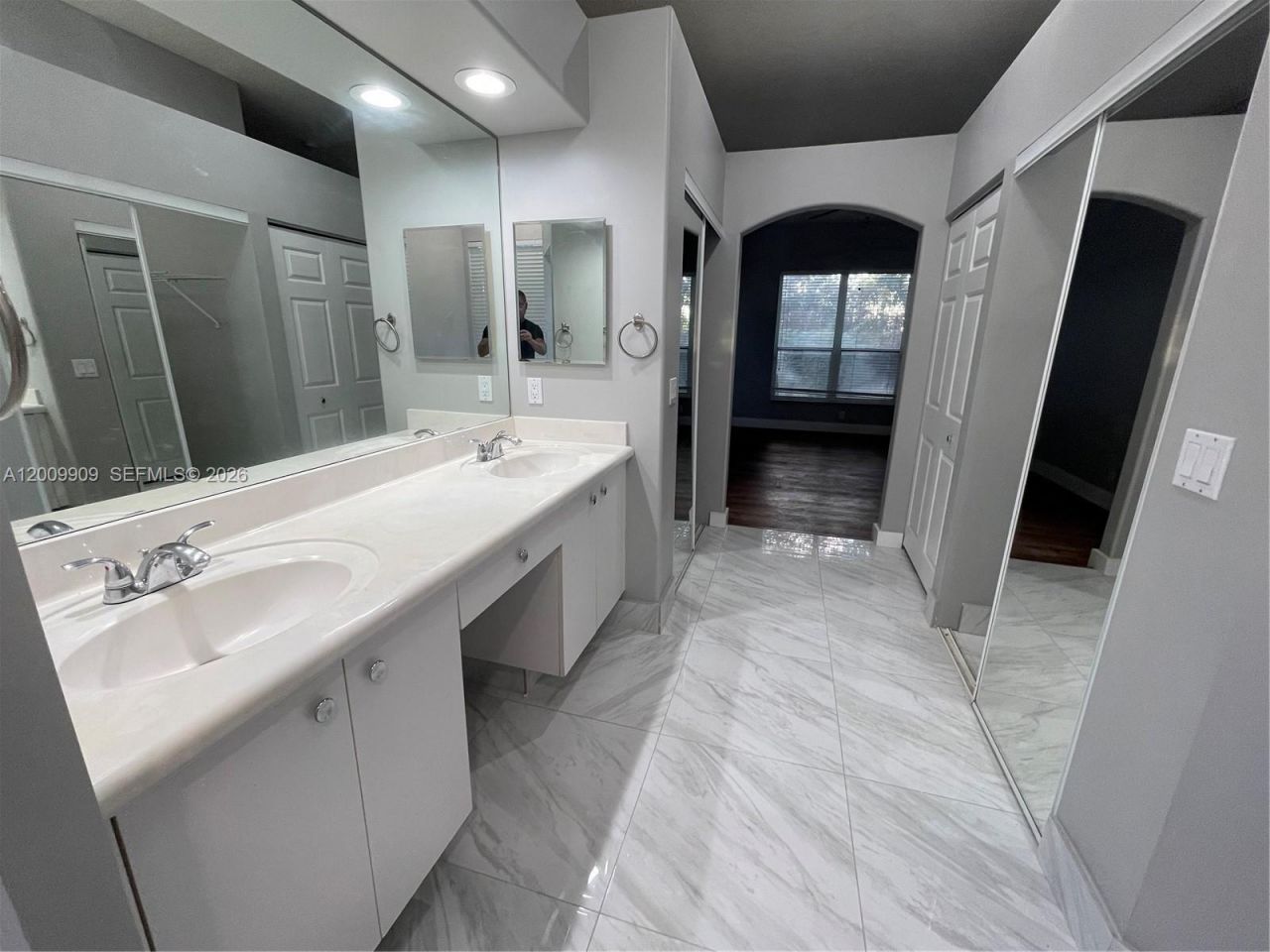 5263 SW 34th Way, Hollywood, FL 33312 Photo