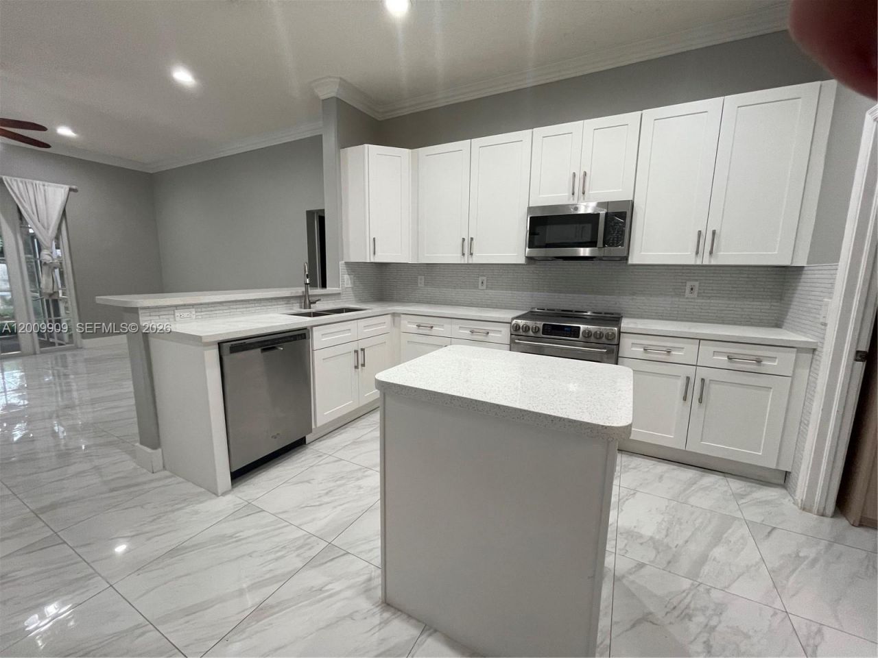5263 SW 34th Way, Hollywood, FL 33312 Photo