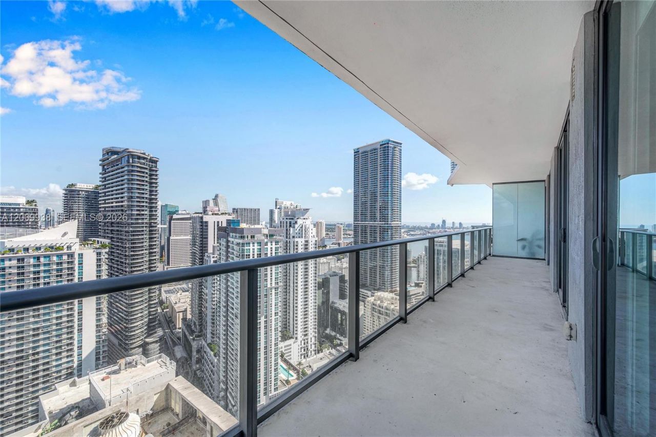 1300 S Miami Ave , Unit 4711, Miami, FL 33130 Photo