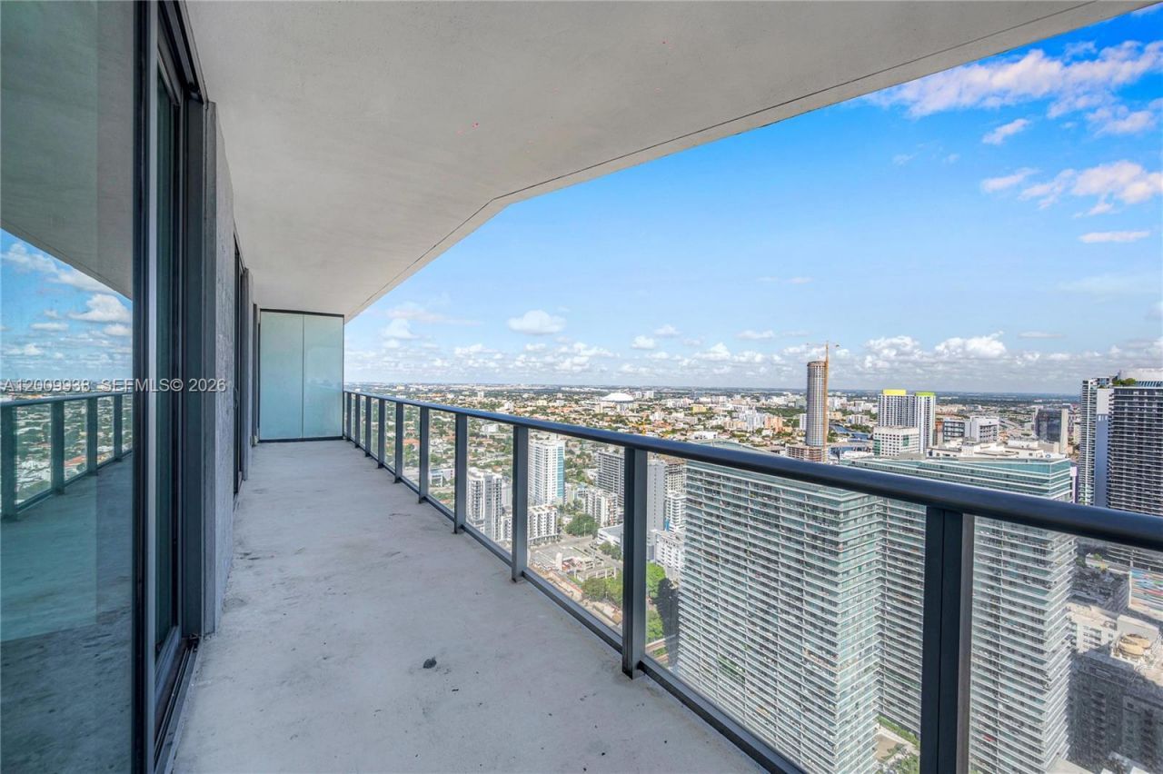1300 S Miami Ave , Unit 4711, Miami, FL 33130 Photo