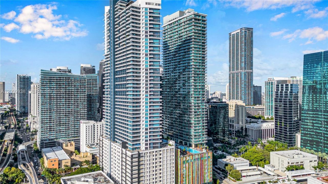 1300 S Miami Ave , Unit 4711, Miami, FL 33130 Photo
