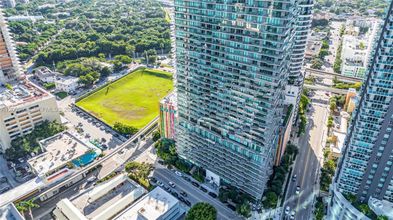1300 S Miami Ave , Unit 4711, Miami, FL 33130 Photo