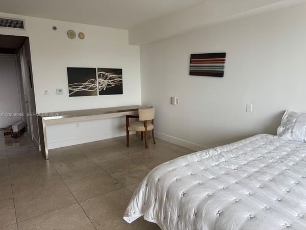 50 Biscayne Blvd , Unit 809, Miami, FL 33132