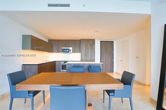 68 SE 6th St , Unit 3210, Miami, FL 33131 Photo