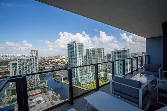 68 SE 6th St , Unit 3210, Miami, FL 33131 Photo