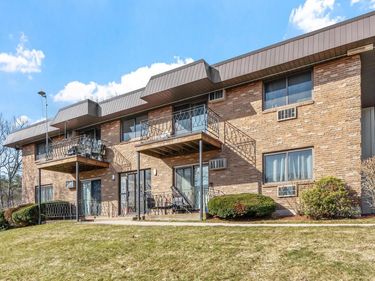 11 Strawberry Bank Road, Unit 5, Nashua, NH 03062