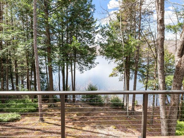 15 Sunset Walk, Enfield, NH 03748