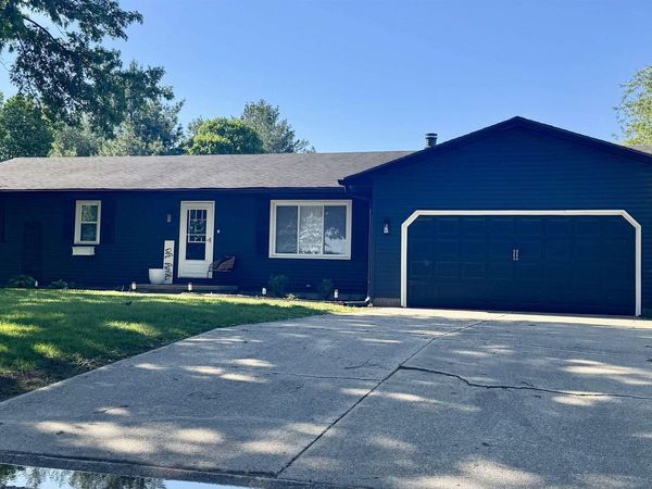 148 JOAN Drive, Divernon, IL 62530