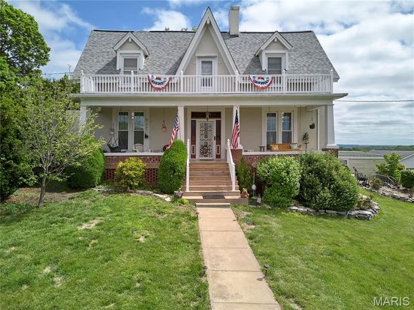 403 N Main Street , Louisiana, MO 63353