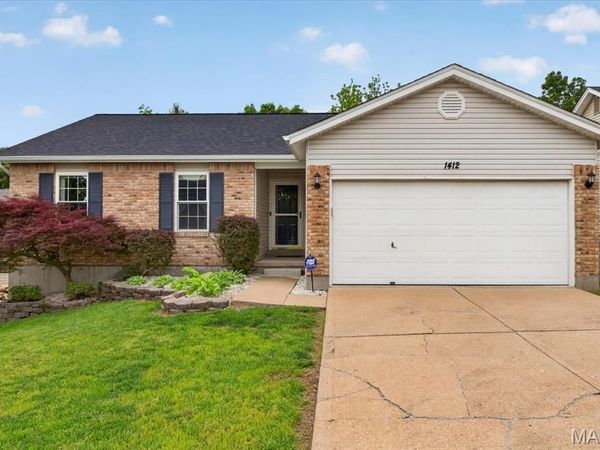 1412 Apple Ridge Court, Arnold, MO 63010