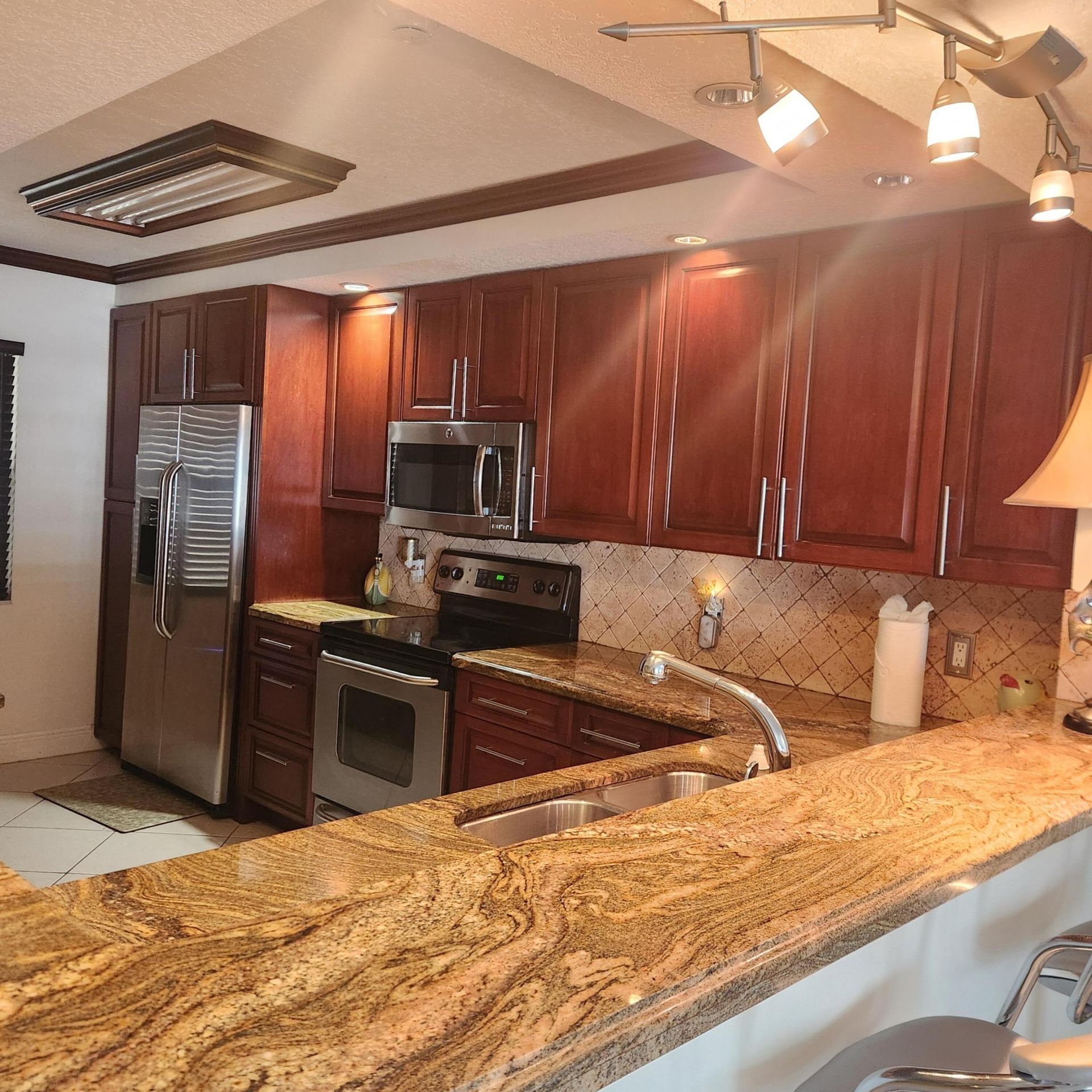 3100 NE 48th Street, Unit 710, Fort Lauderdale, FL 33308 Photo