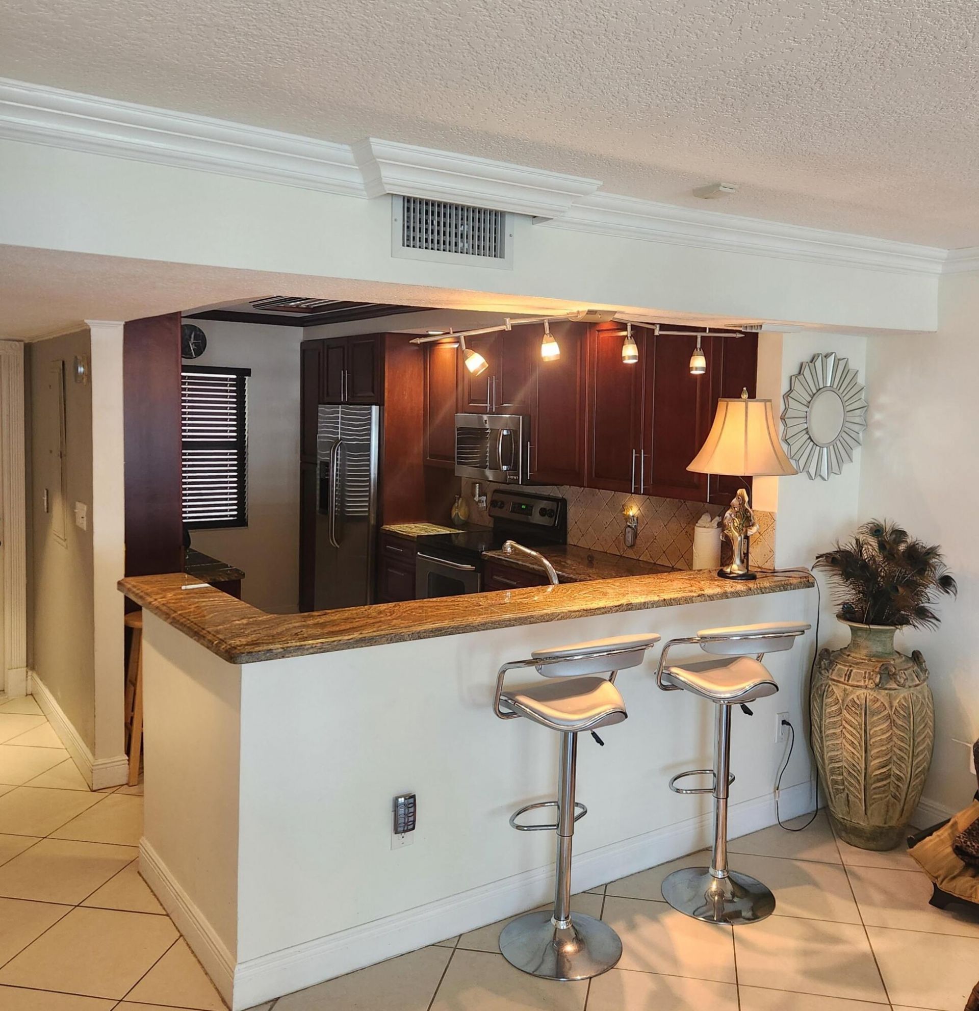 3100 NE 48th Street, Unit 710, Fort Lauderdale, FL 33308 Photo