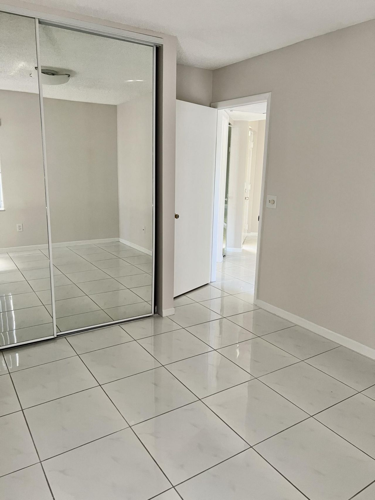 5275 Europa Drive, Unit I, Boynton Beach, FL 33437 Photo