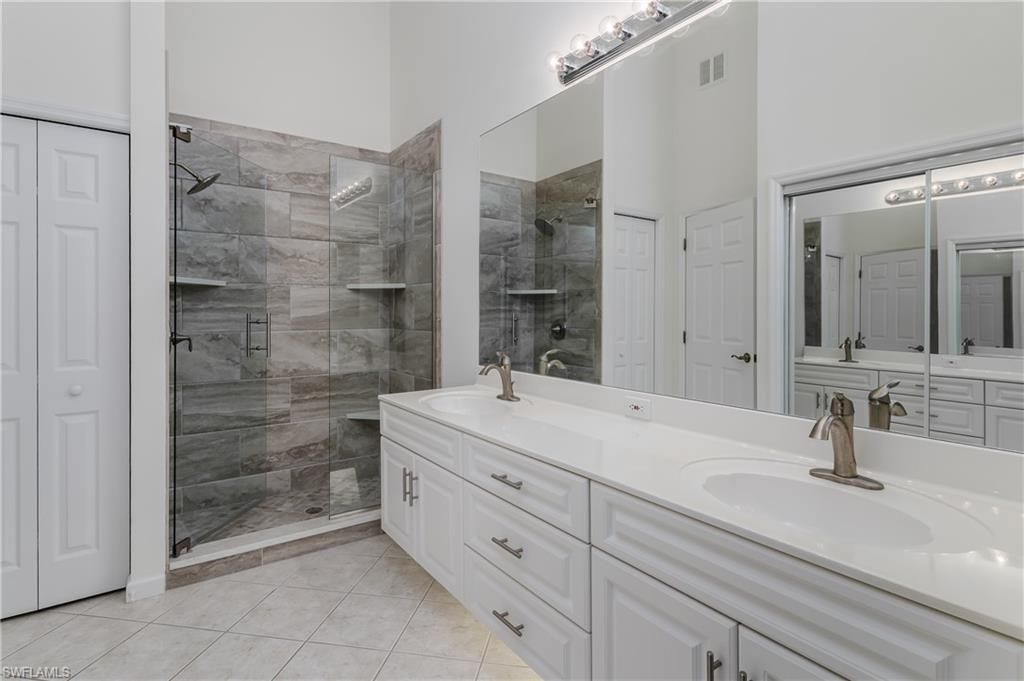 6830 Beach Resort Dr , Unit 2602, Naples, FL 34114 Photo