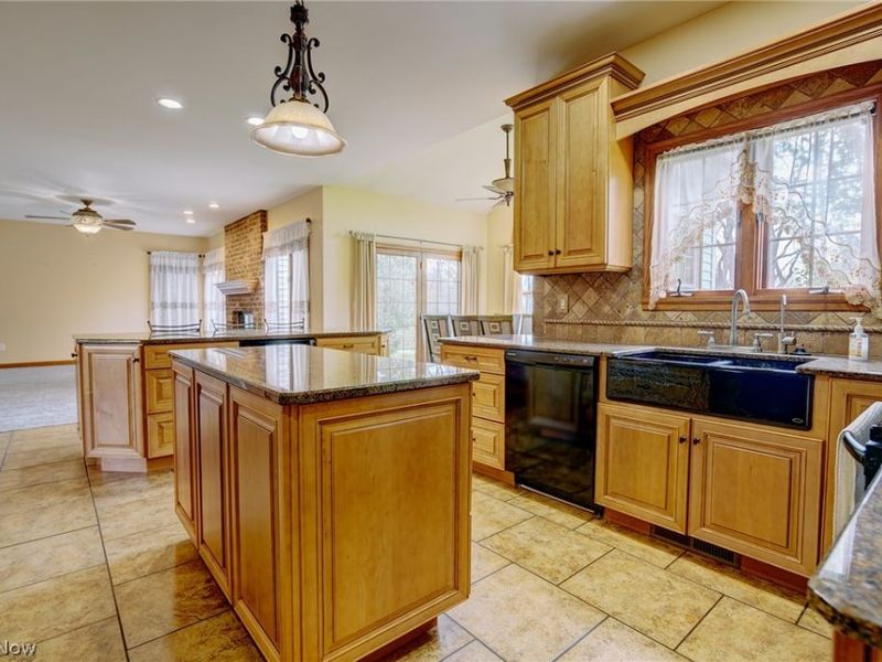 7081 Ruby Court, Youngstown, OH 44515 Photo 10