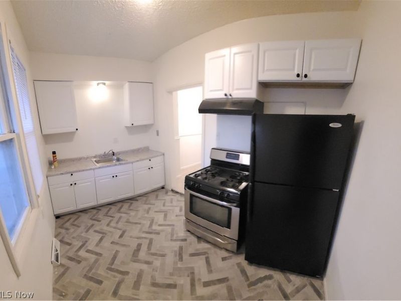 923 10th Street NW, Canton, OH 44646 Photo 4