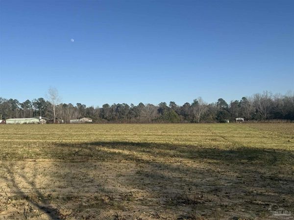 3308 Deloach Ln, Milton, FL 32570