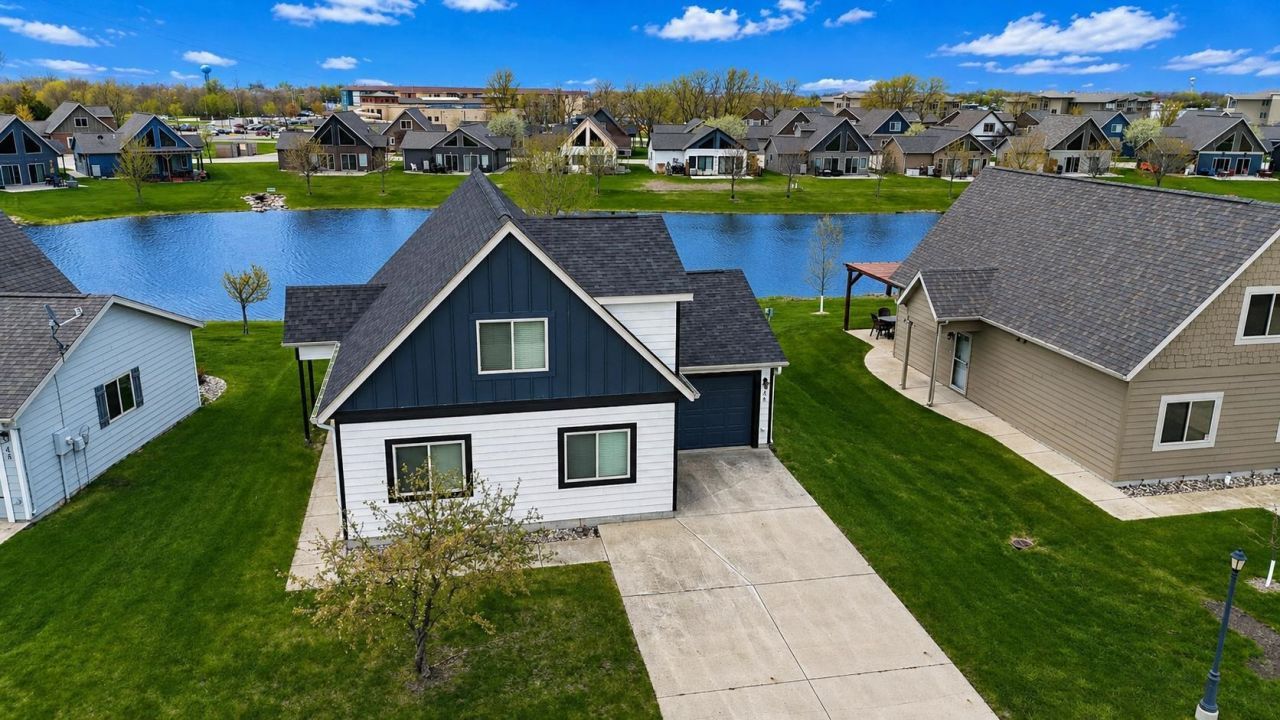 290 240th Avenue, Unit 46, Arnolds Park, IA 51331 Main Photo