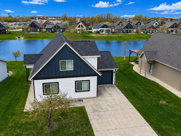 290 240Th Avenue, Unit 46, Arnolds Park, IA 51331
