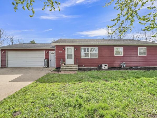 410 Q Avenue, Milford, IA 51351