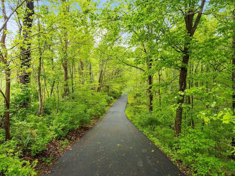 6202 Goss Road, Sugar Grove, OH 43155 Photo 3