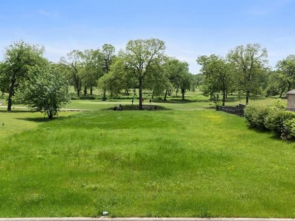 1204 Pioneer Trail, Bonham, TX 75418