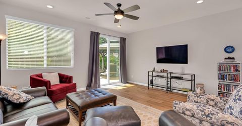 3559 Sunstone Ct, Merced, CA 95340 Photo