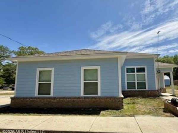 1748 Victoria Road, Byhalia, MS 38611