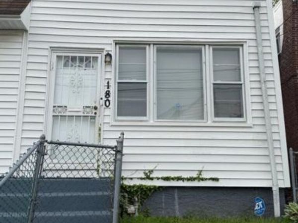 180 PARK PLACE, LANSDOWNE, PA 19050