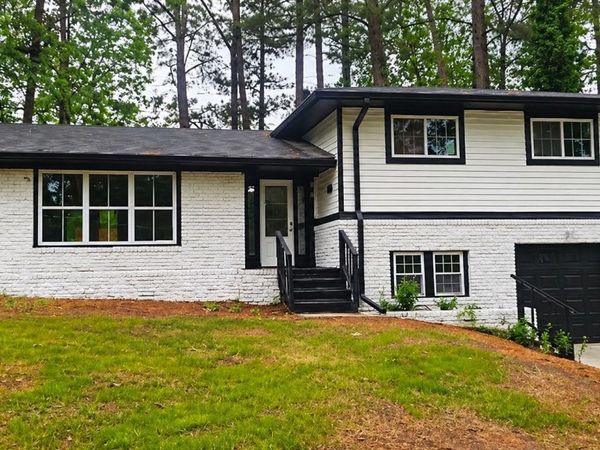 3025 McKenzie Road, East Point, GA 30344