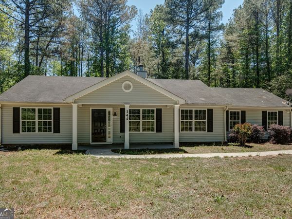 144 Sanders Davis Road, Newnan, GA 30263