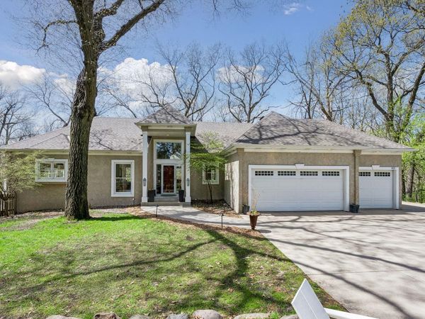 925 Queensland Lane N, Plymouth, MN 55447