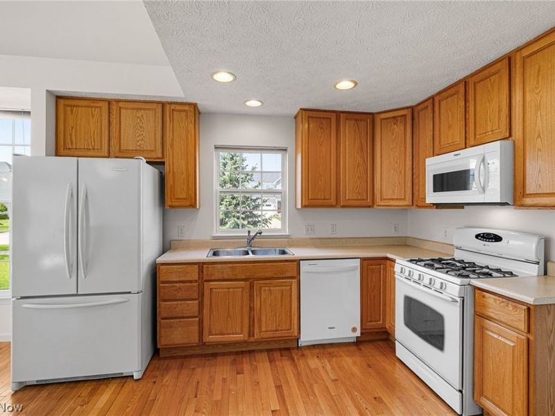 4558 Hearthstone Way , Medina, OH 44256 Photo 10