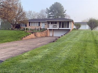 2401 Terrain Street, Magnolia, OH 44643